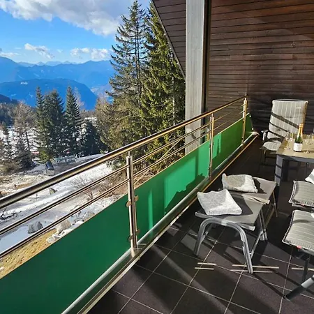 Penthouse 1511 Gerlitzen - In -ski Out! Appartement Treffen